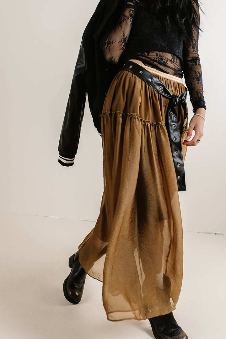 20240111_StudioWebCrop-414