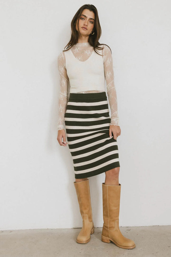 20241122_StudioWebCrop2-1078