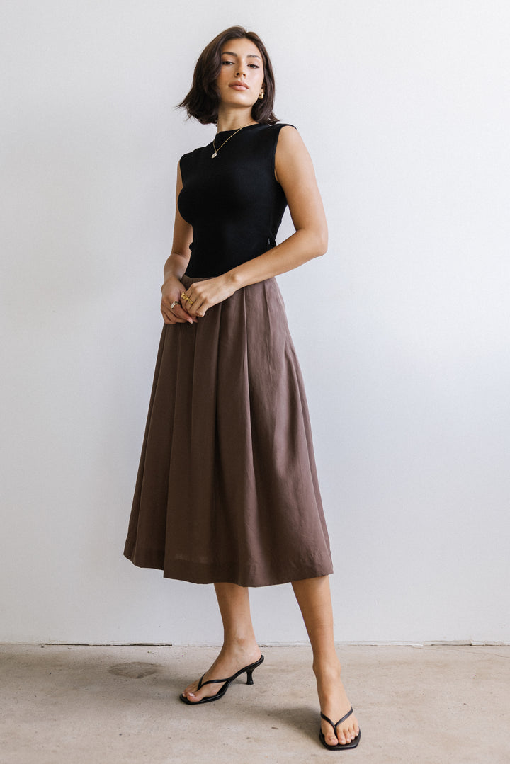 20251010_StudioWebCrop1-352