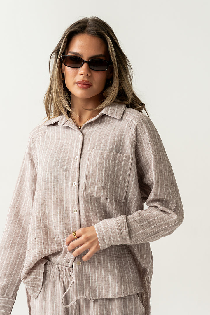20260403_StudiowebCrop_J2-152