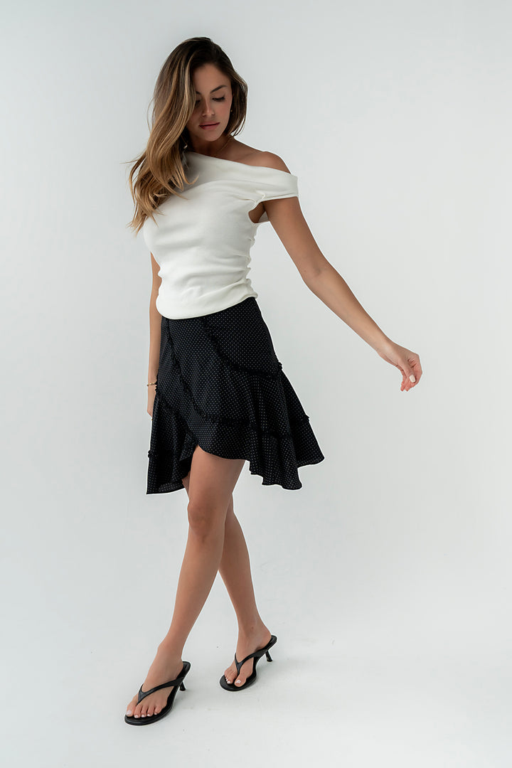 20260408_StudioWebCrop-1196