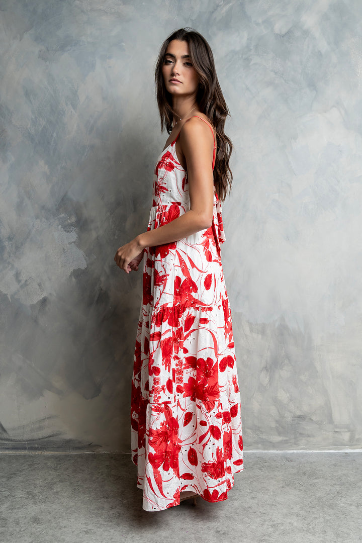 20260612_StudioWebCrop_371